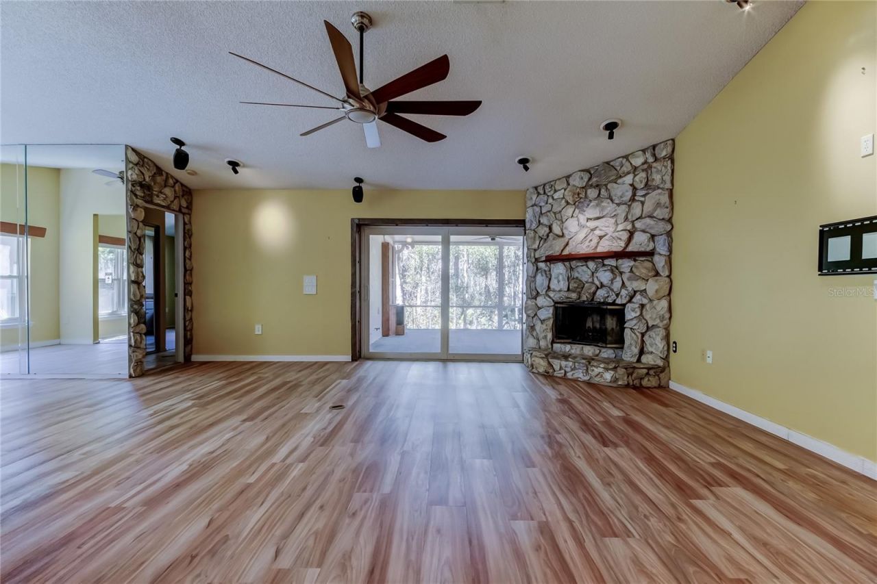 1795 Bayhill Drive, Oldsmar, FL 34677 Photo