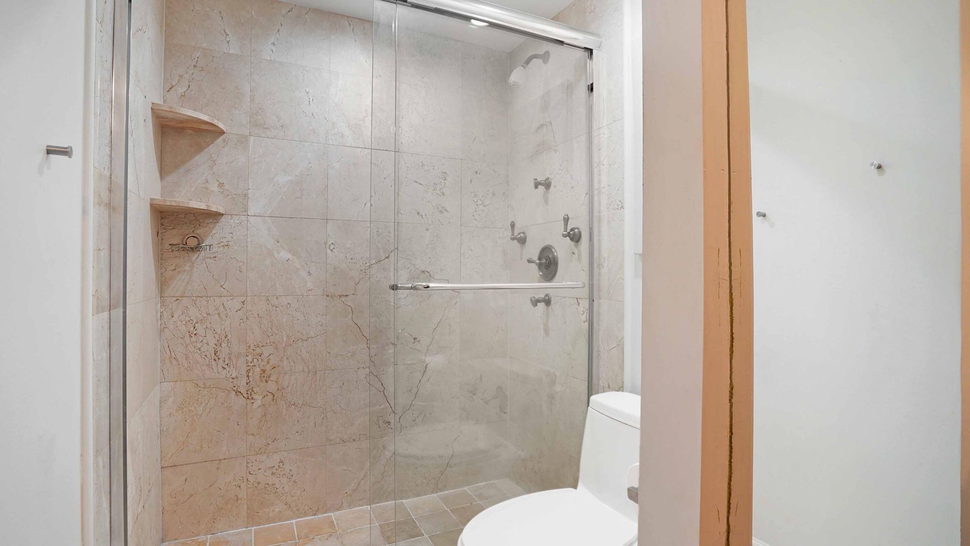 3031 N Ocean Boulevard, Unit 501, Fort Lauderdale, FL 33308 Photo