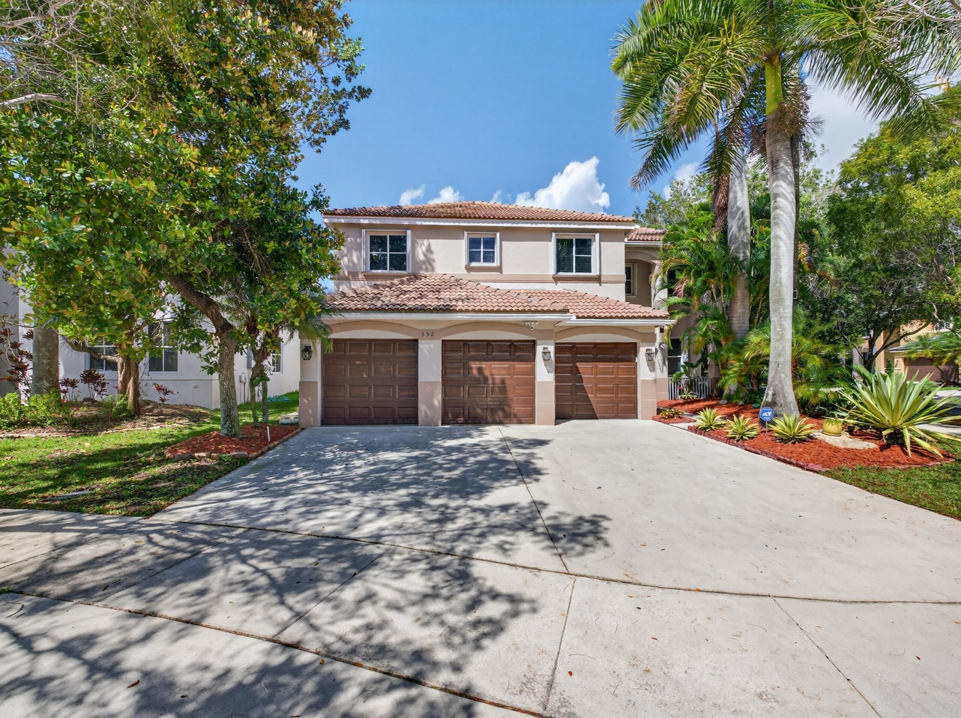 552 Penta Court, Weston, FL 33327 Photo