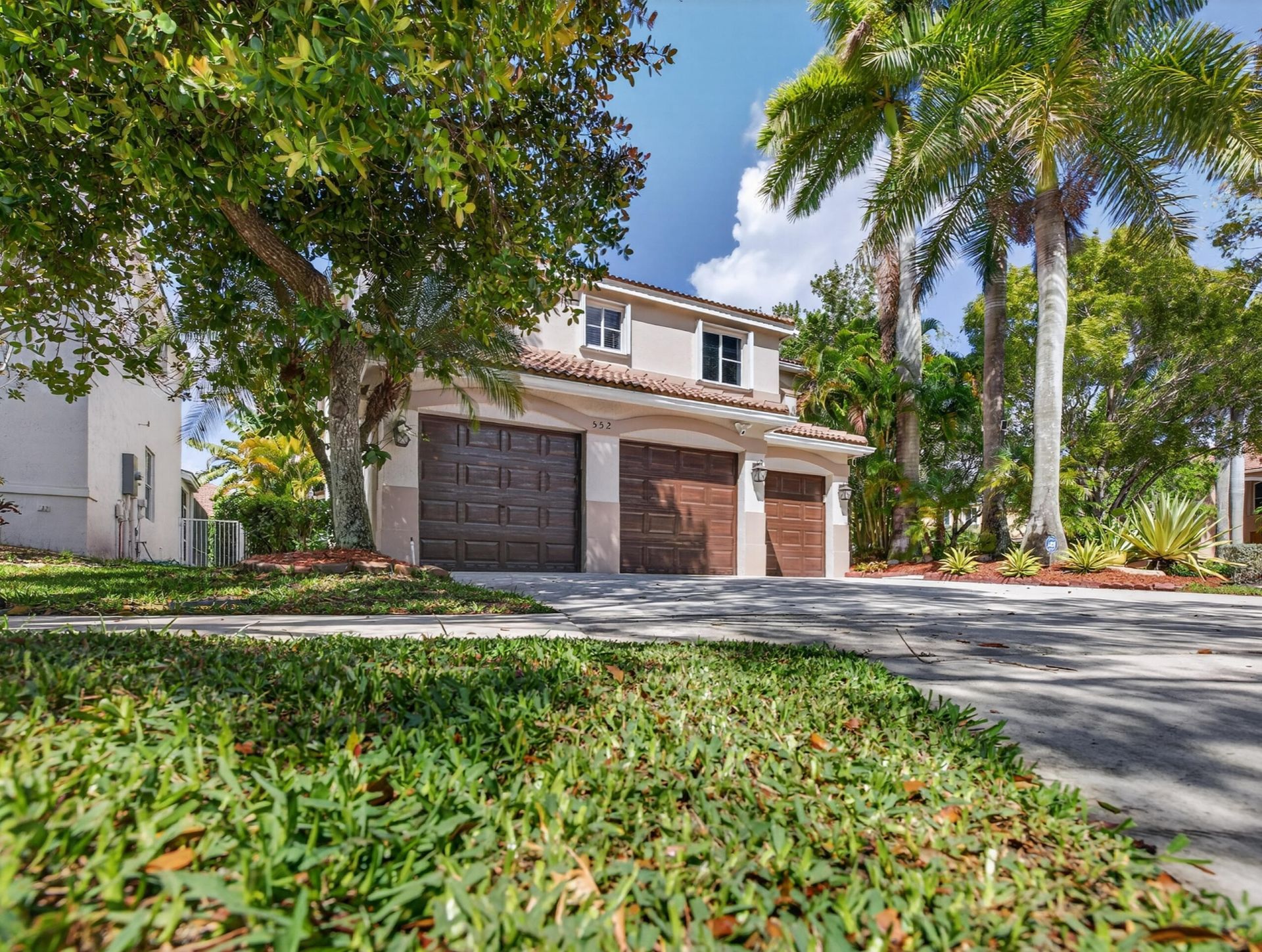 552 Penta Court, Weston, FL 33327 Photo