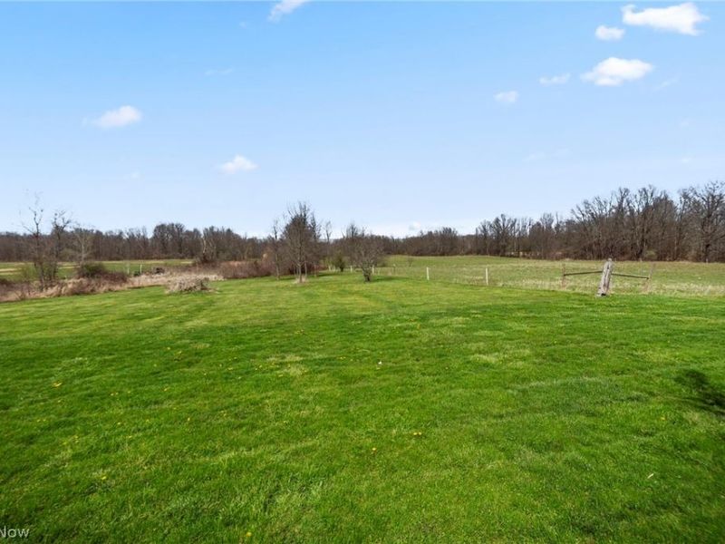 9669 Tallmadge Road, Diamond, OH 44412 Photo 31