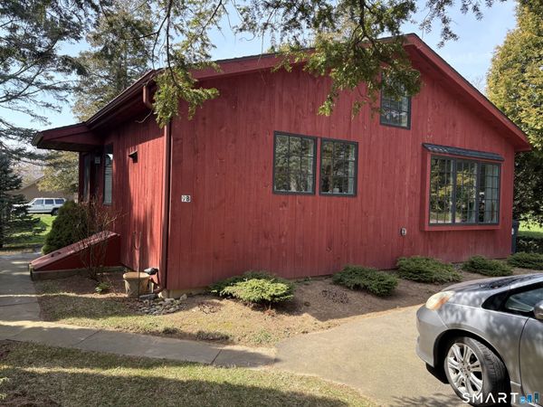 9 Sunset Beach , Unit B, Branford, CT 06405