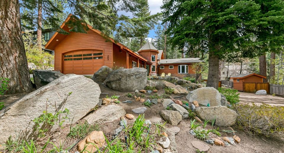 293 Cedar Drive, Stateline, NV 89449 Photo