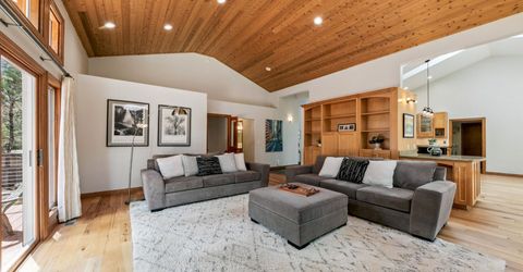 293 Cedar Drive, Stateline, NV 89449 Photo