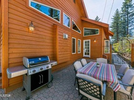 293 Cedar Drive, Stateline, NV 89449 Photo