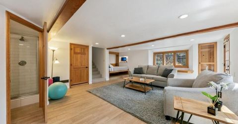 293 Cedar Drive, Stateline, NV 89449 Photo