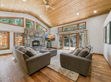 293 Cedar Drive, Stateline, NV 89449 Photo