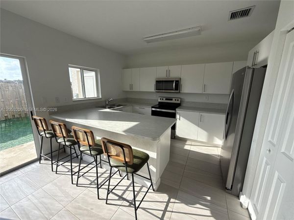 412 NW 12th Pl, Florida City, FL 33034