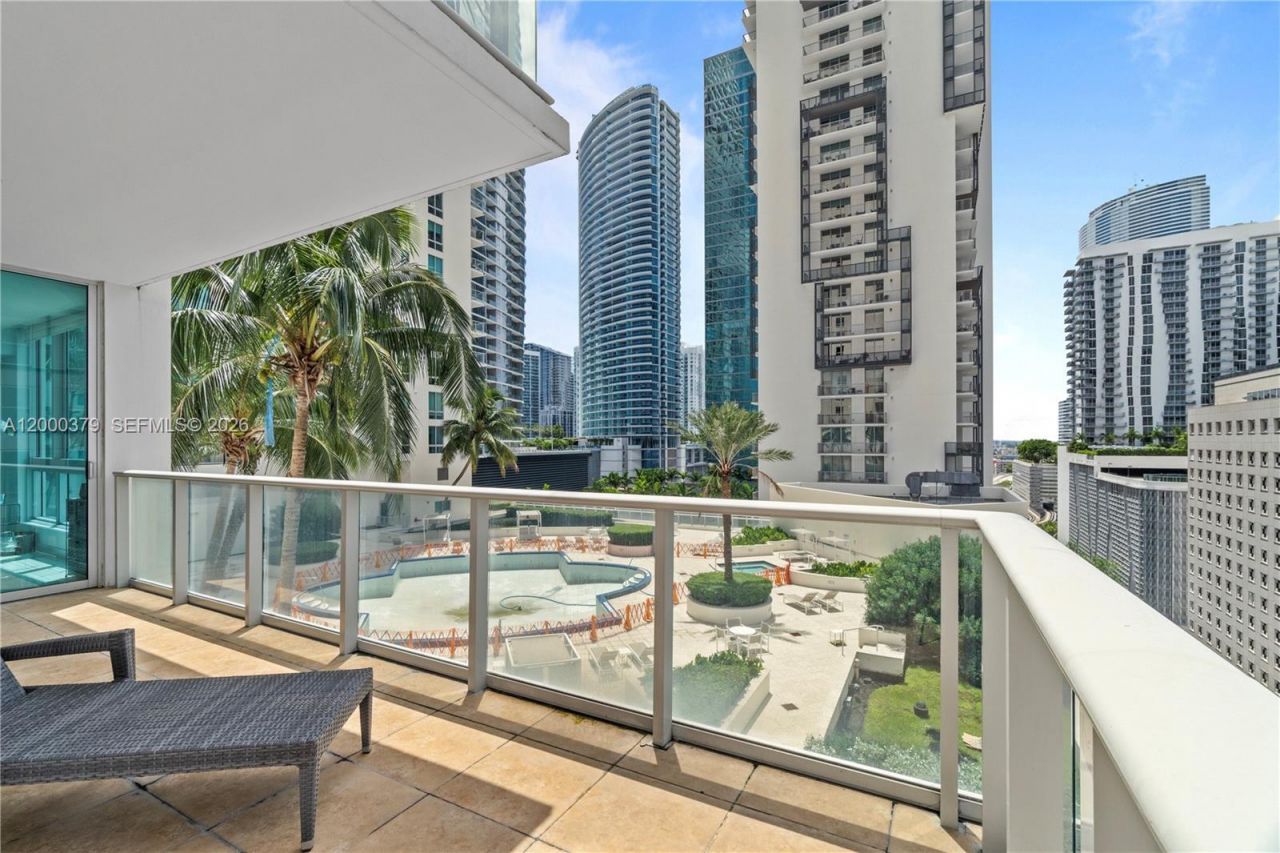 300 S Biscayne Blvd, Unit T-1411, Miami, FL 33131 Photo