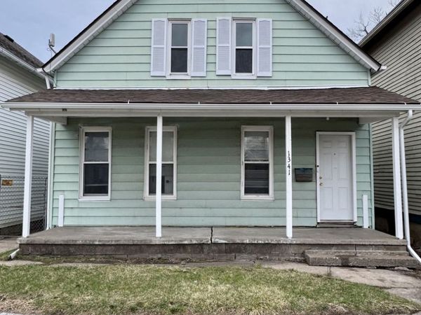1341 W 4TH Street , Davenport, IA 52802