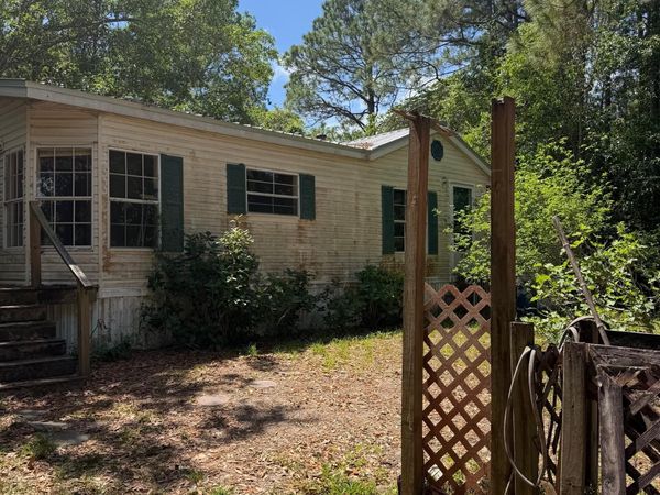 6709 Betty Lane, Navarre, FL 32566