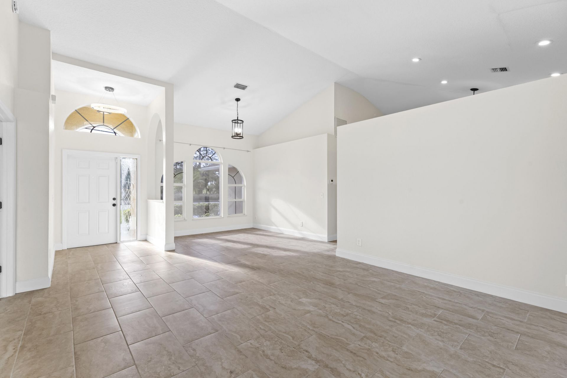 2141 SW Bayshore Boulevard, Port Saint Lucie, FL 34984 Photo