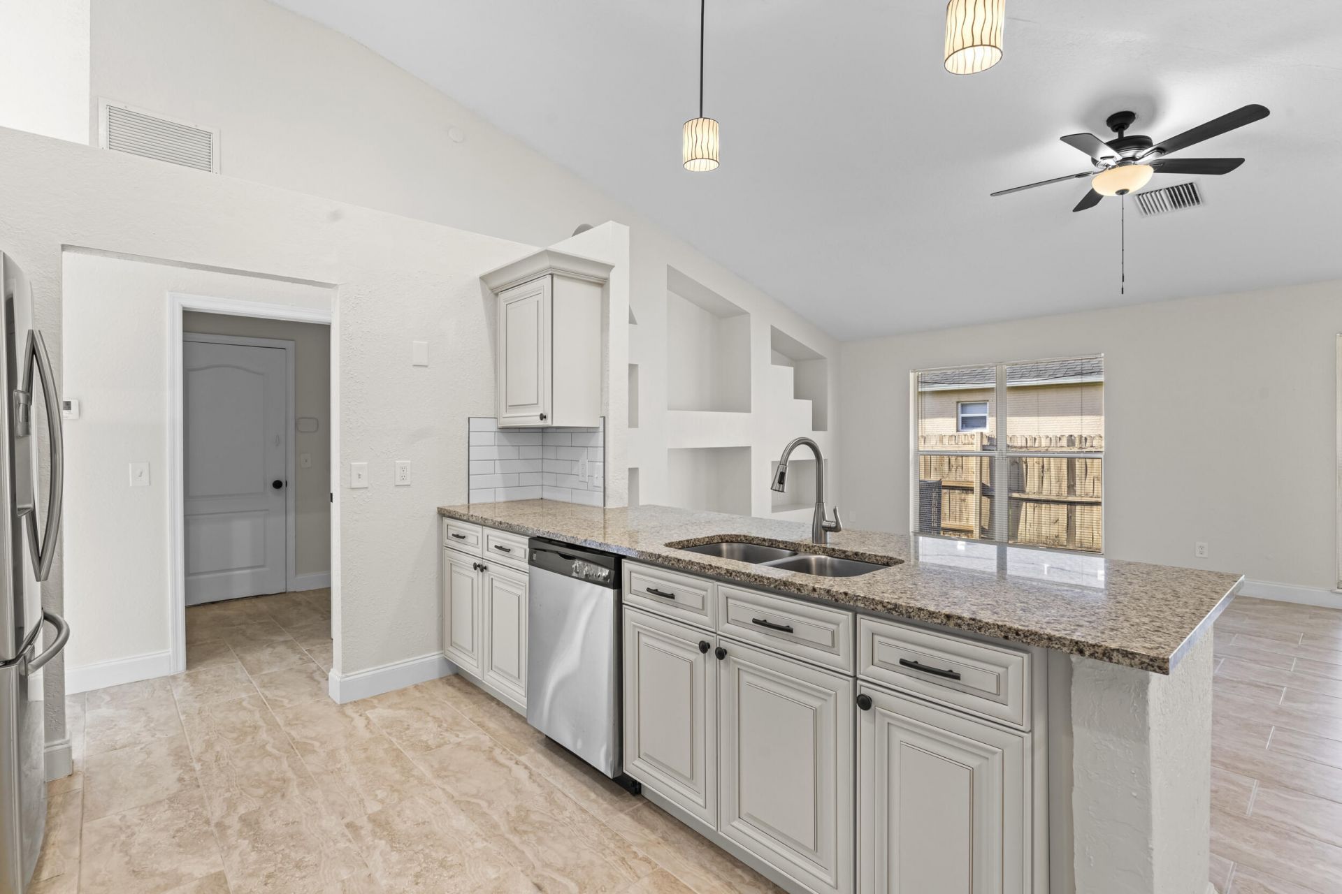 2141 SW Bayshore Boulevard, Port Saint Lucie, FL 34984 Photo