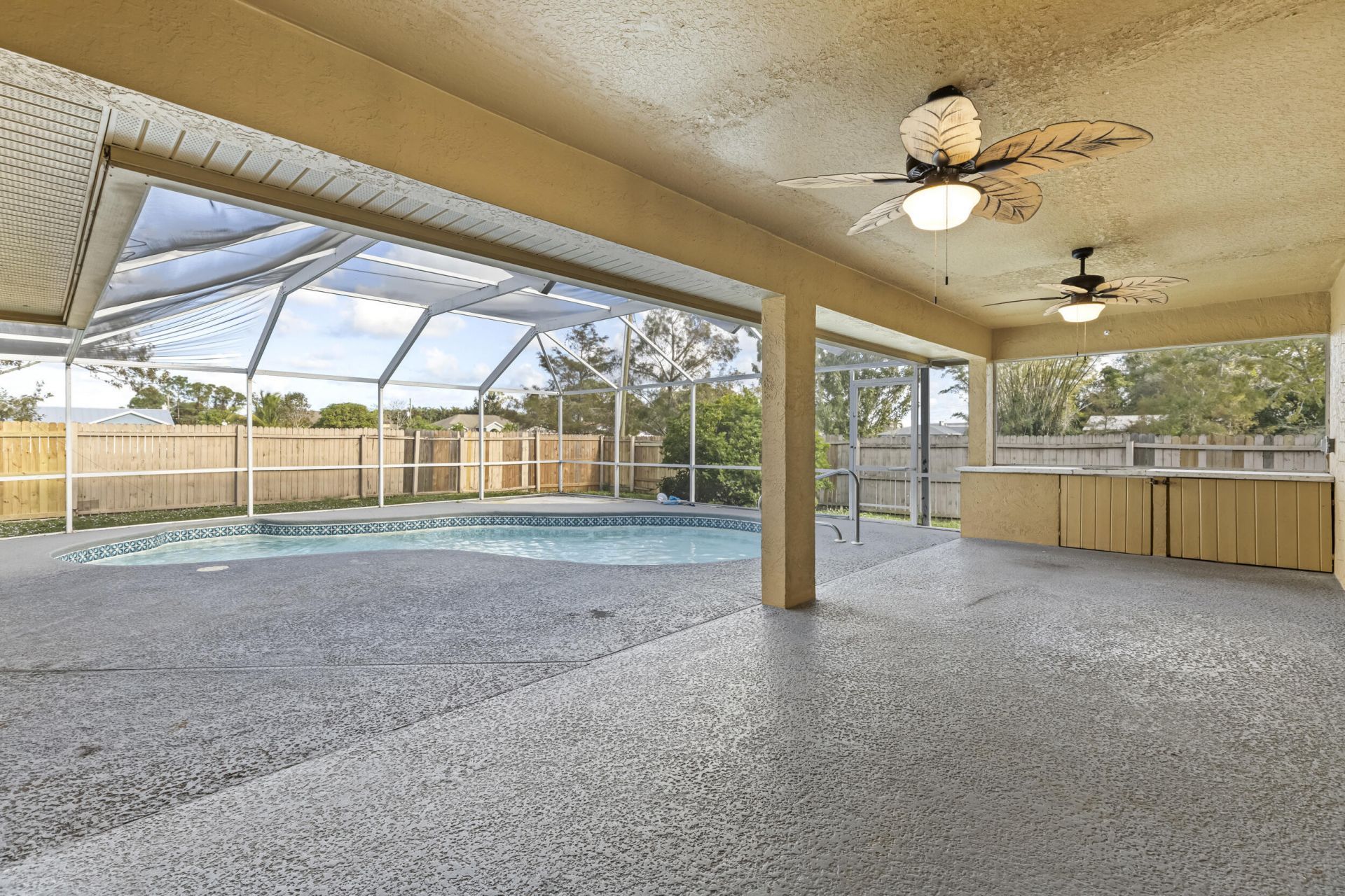 2141 SW Bayshore Boulevard, Port Saint Lucie, FL 34984 Photo