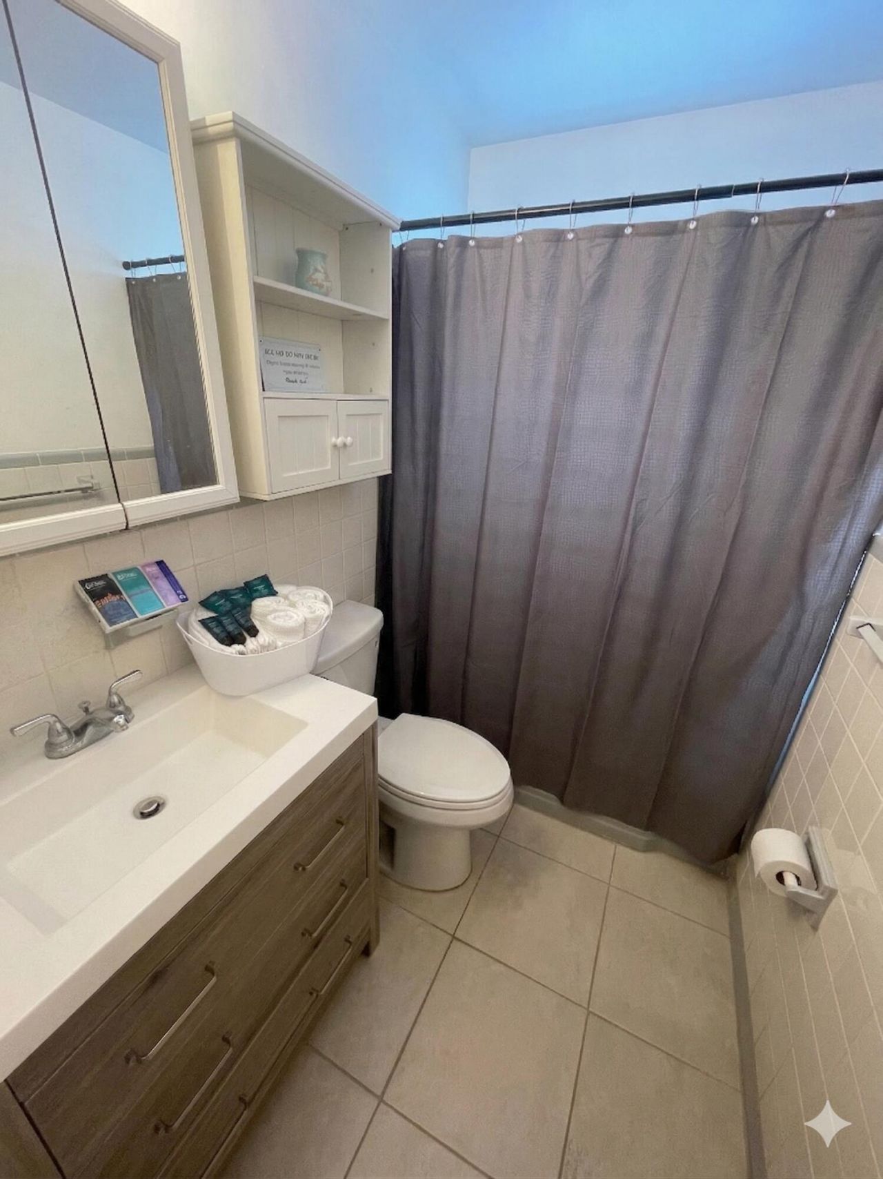 1067 SW 3rd Street, Hallandale Beach, FL 33009 Photo