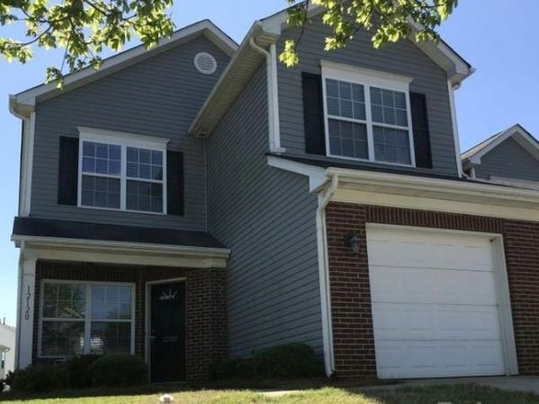 12120 Stratfield Place Circle , Pineville, NC 28134