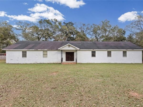 2625 Dell Drive, Mobile, AL 36695