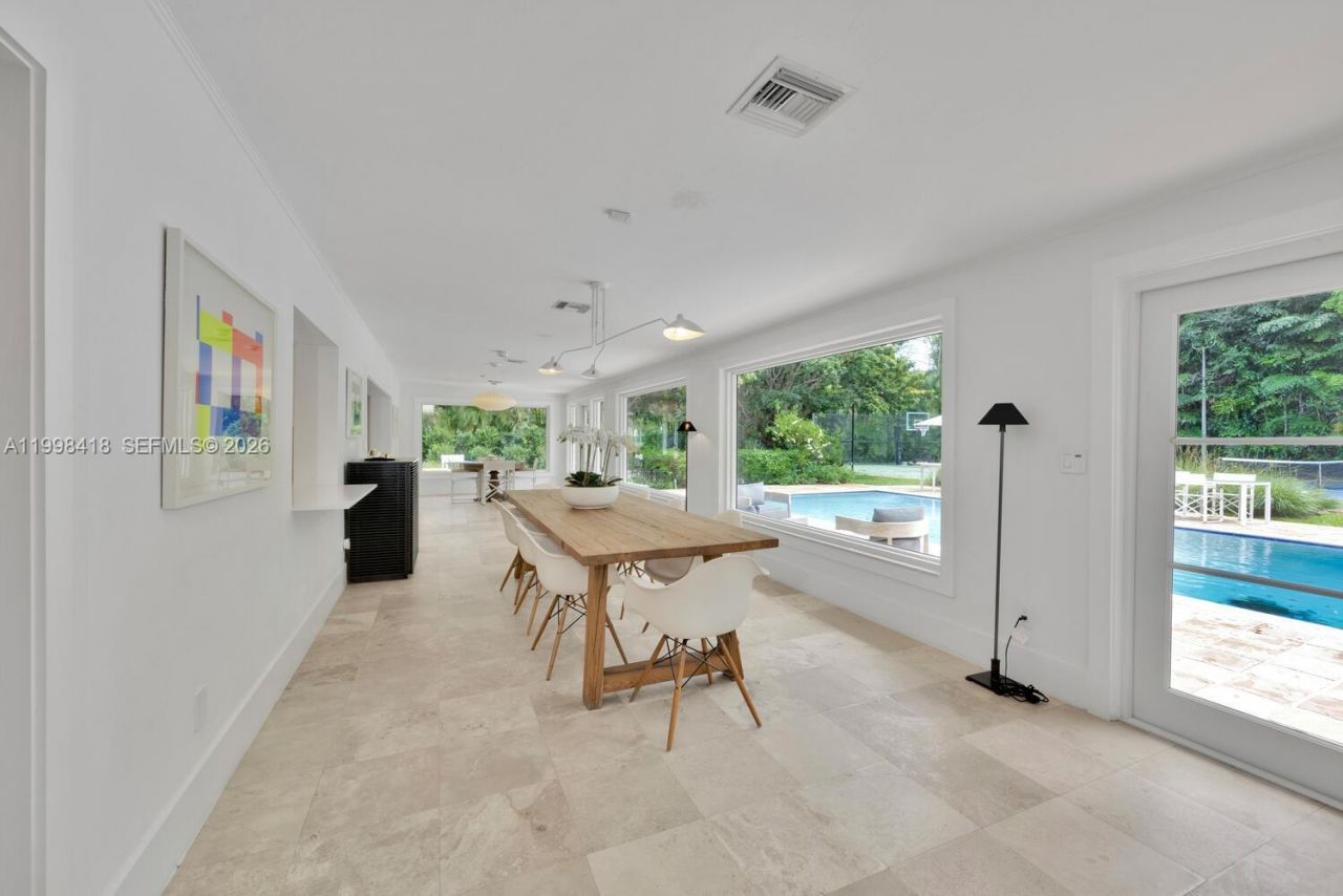 6140 SW 90th St, Pinecrest, FL 33156 Photo