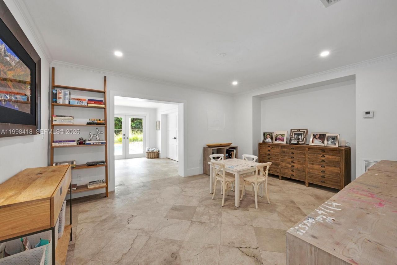 6140 SW 90th St, Pinecrest, FL 33156 Photo