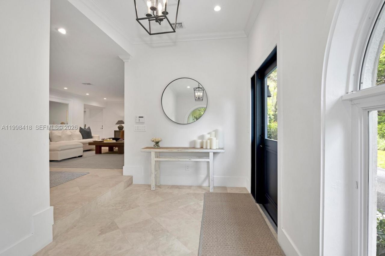 6140 SW 90th St, Pinecrest, FL 33156 Photo