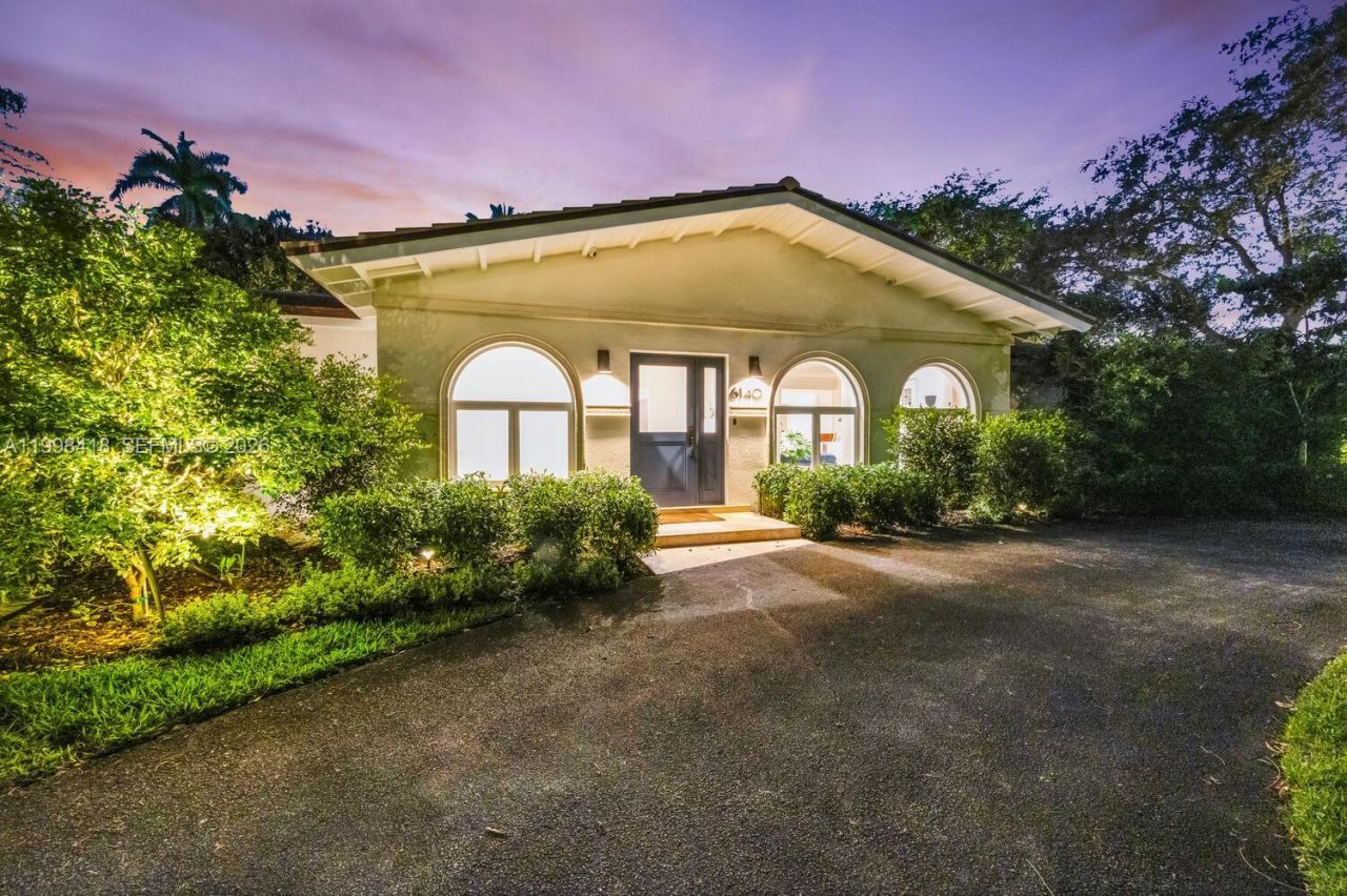 6140 SW 90th St, Pinecrest, FL 33156 Photo