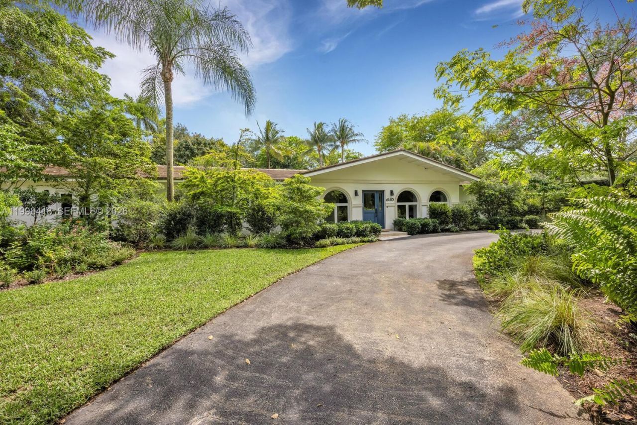 6140 SW 90th St, Pinecrest, FL 33156 Photo