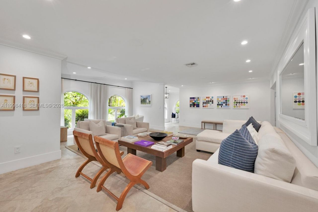 6140 SW 90th St, Pinecrest, FL 33156 Photo