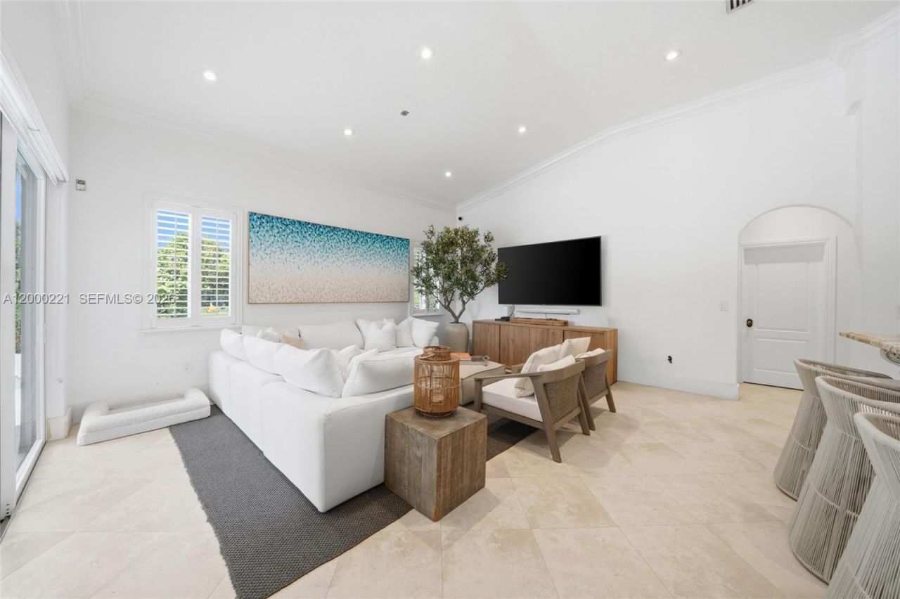 9901 SW 145th St, Miami, FL 33176 Photo