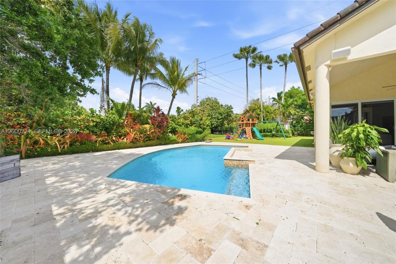 9901 SW 145th St, Miami, FL 33176 Photo