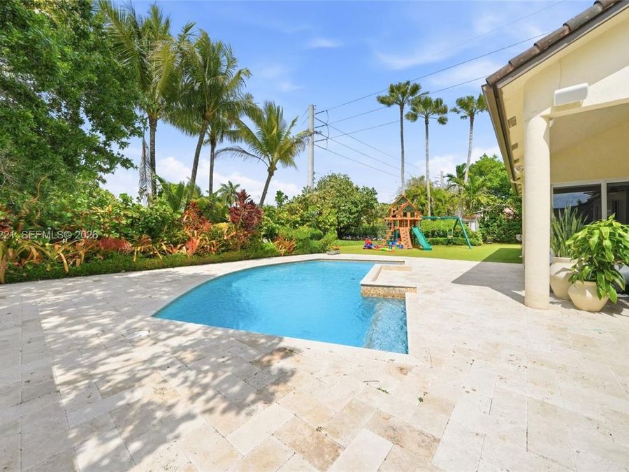 Property Image 42