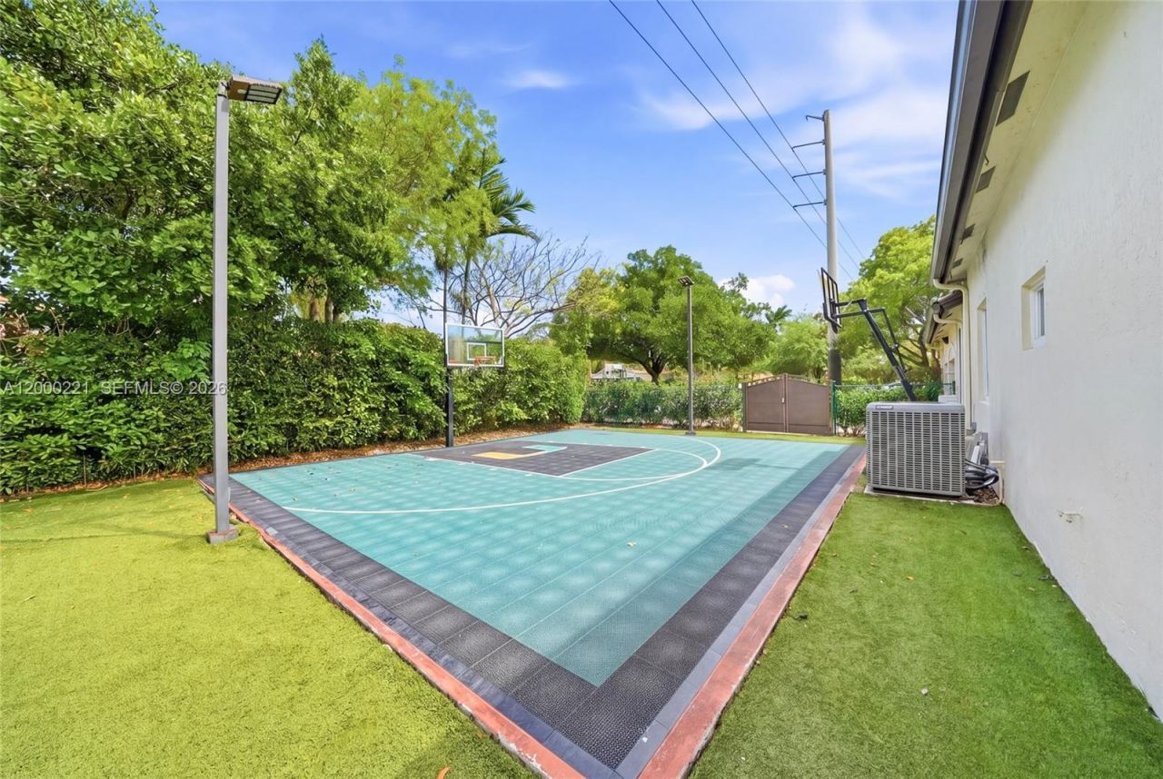 9901 SW 145th St, Miami, FL 33176 Photo