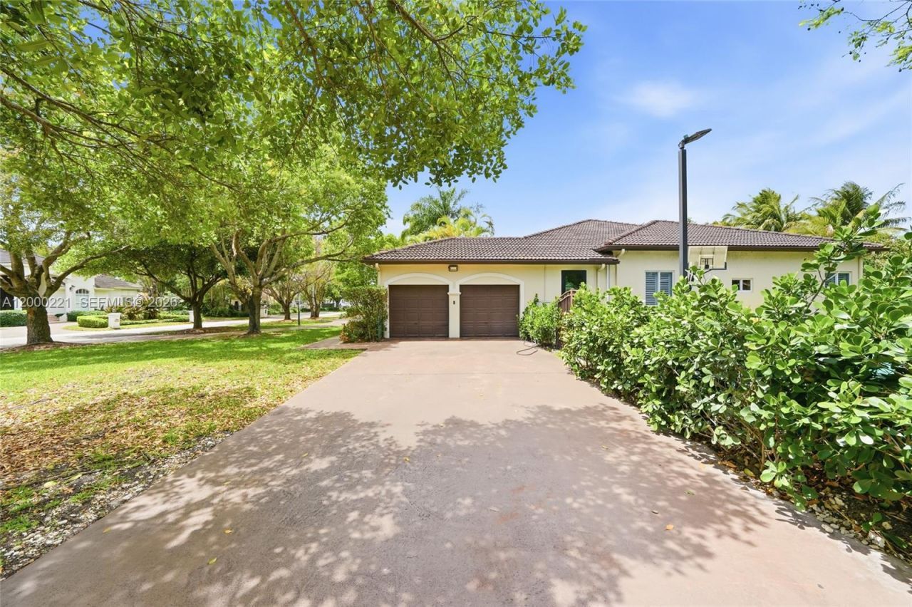 9901 SW 145th St, Miami, FL 33176 Photo