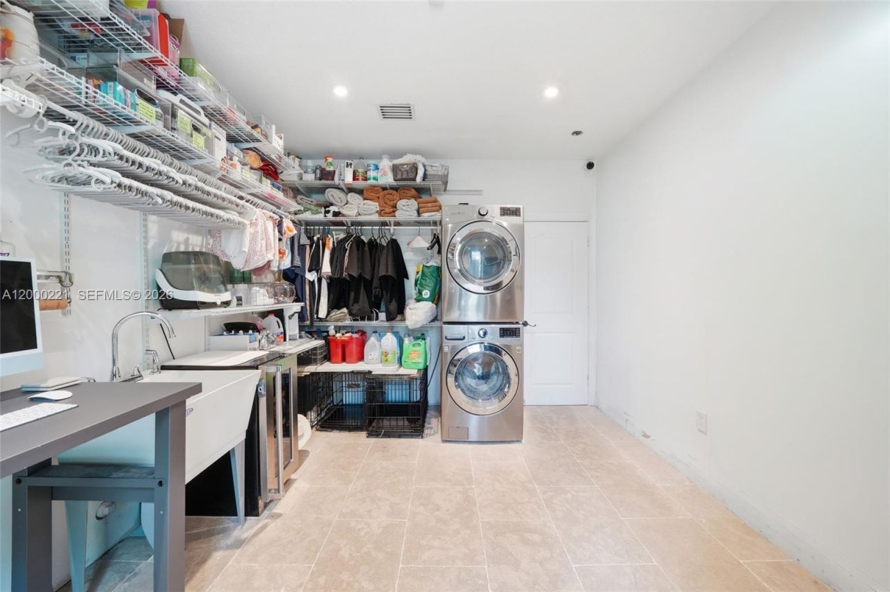 9901 SW 145th St, Miami, FL 33176 Photo