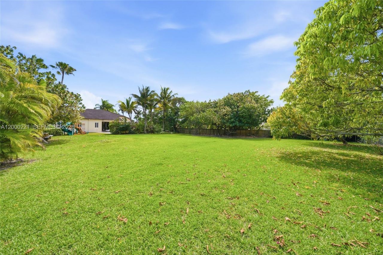 9901 SW 145th St, Miami, FL 33176 Photo