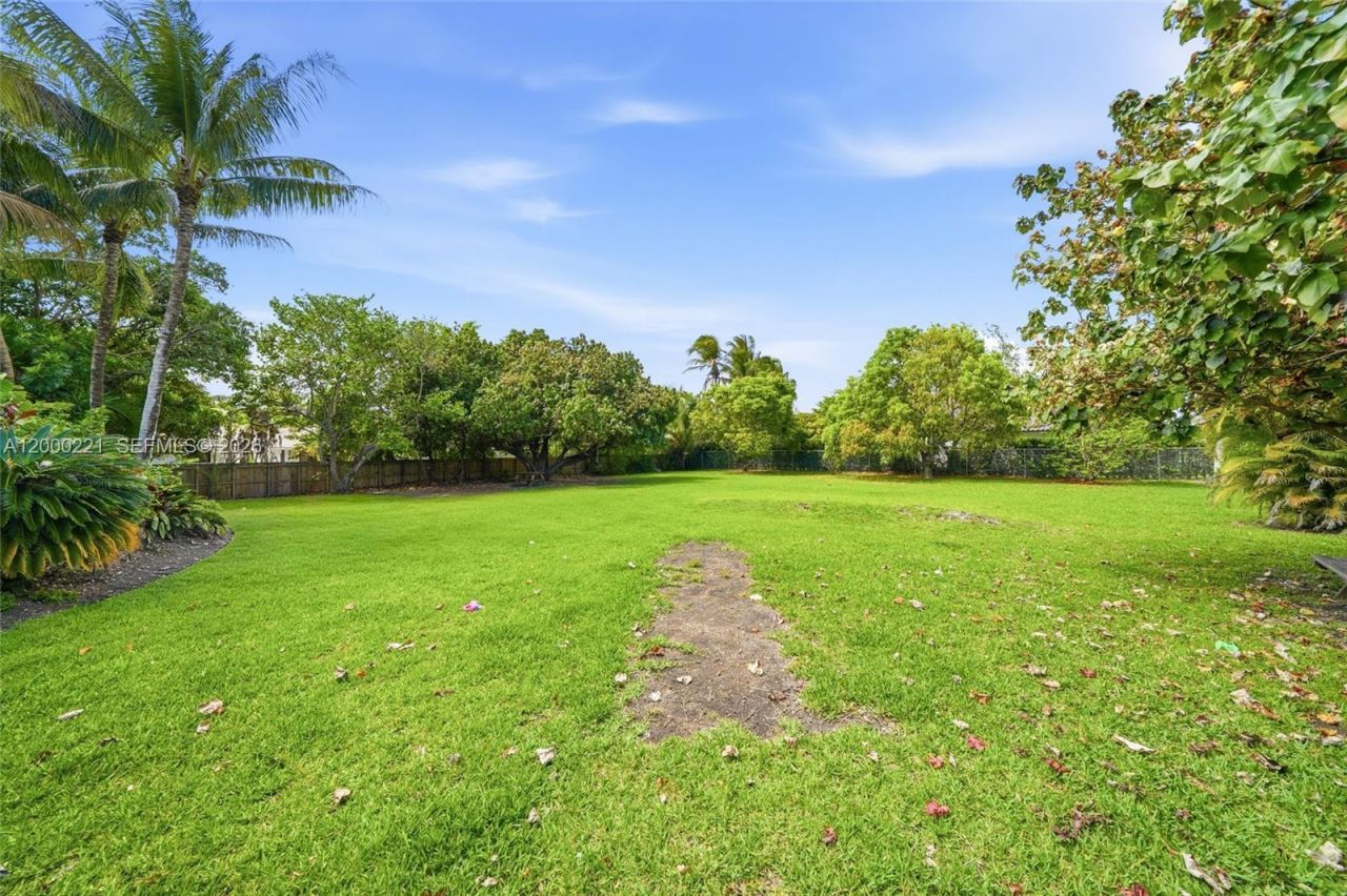 9901 SW 145th St, Miami, FL 33176 Photo