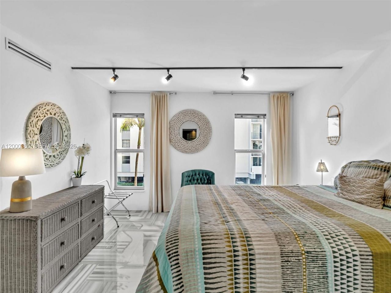 1300 Alton Rd, Unit 3C, Miami Beach, FL 33139 Photo