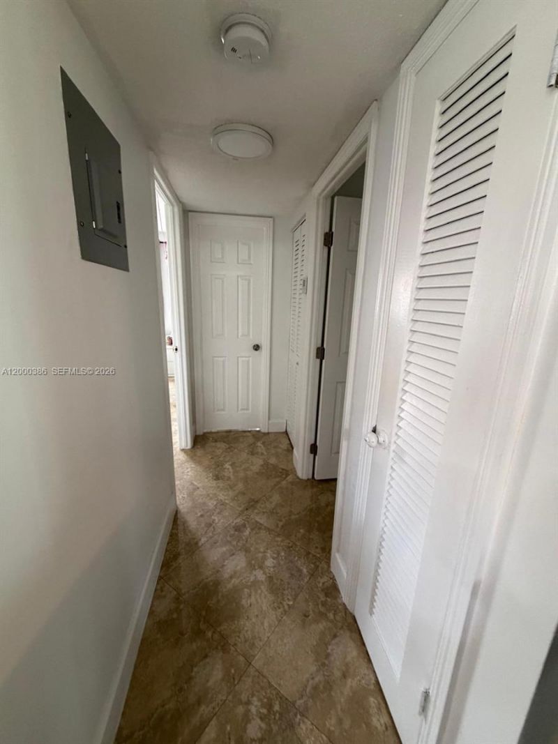 219 NE 14th Ave, Unit 101, Hallandale Beach, FL 33009 Photo