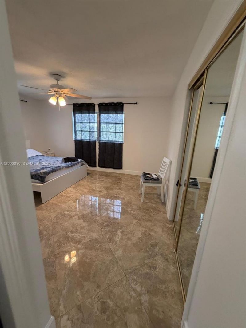 219 NE 14th Ave, Unit 101, Hallandale Beach, FL 33009 Photo