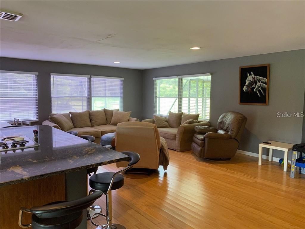 9401 NE 41st Court , Anthony, FL 32617 Photo