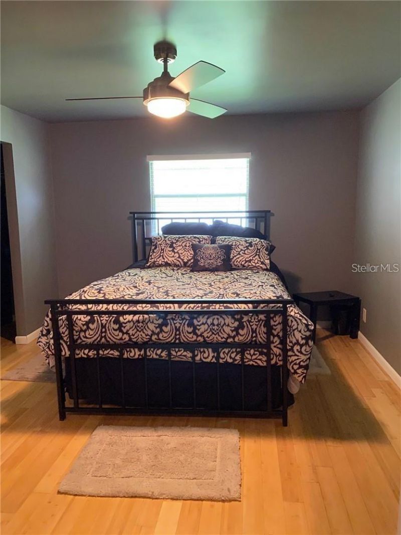 9401 NE 41st Court , Anthony, FL 32617 Photo