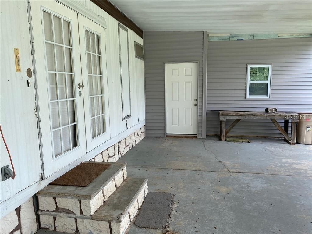 9401 NE 41st Court , Anthony, FL 32617 Photo