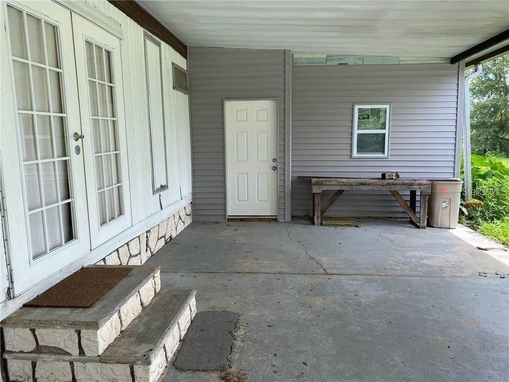 9401 NE 41st Court , Anthony, FL 32617 Photo