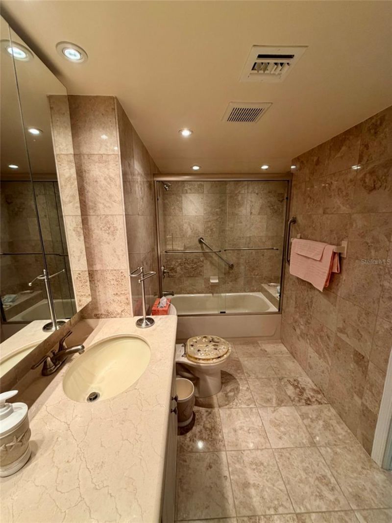 180 SE 20th Avenue, Unit 303, Deerfield Beach, FL 33441 Photo
