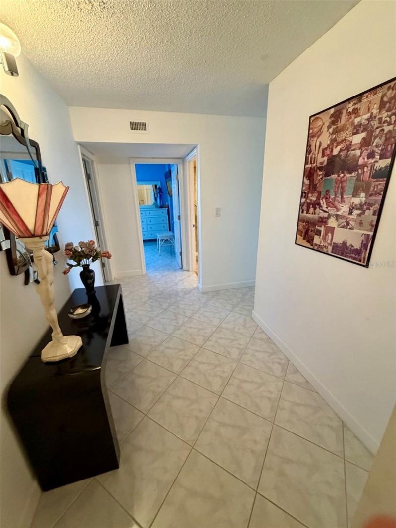 180 SE 20th Avenue, Unit 303, Deerfield Beach, FL 33441 Photo