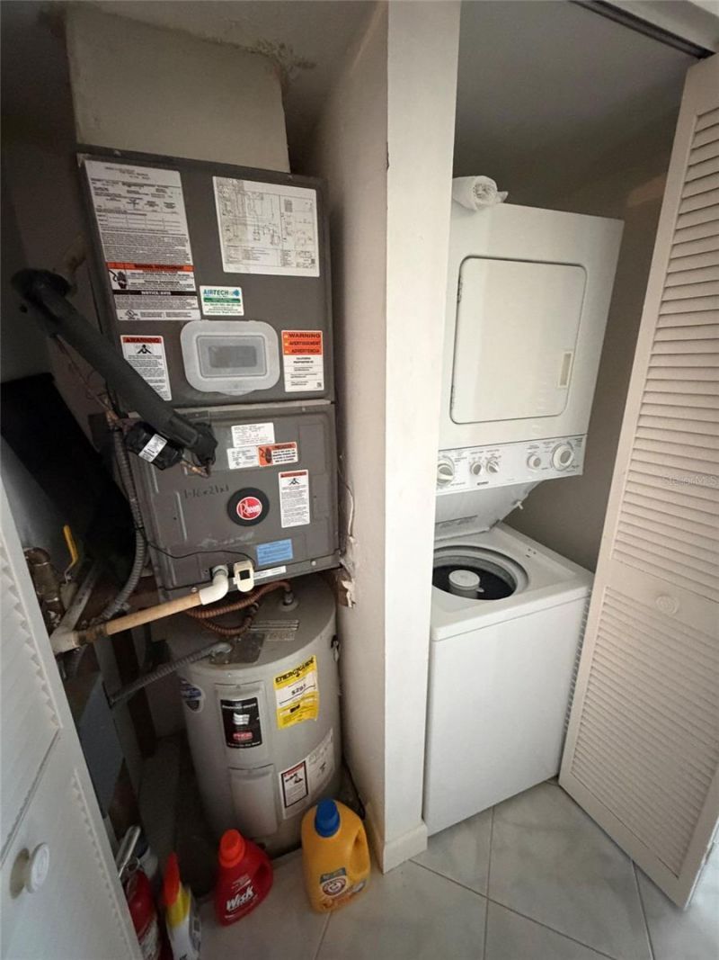 180 SE 20th Avenue, Unit 303, Deerfield Beach, FL 33441 Photo