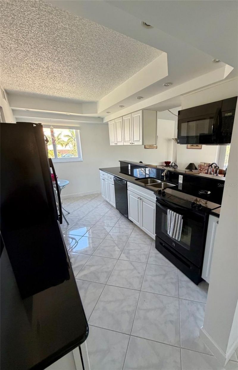 180 SE 20th Avenue, Unit 303, Deerfield Beach, FL 33441 Photo