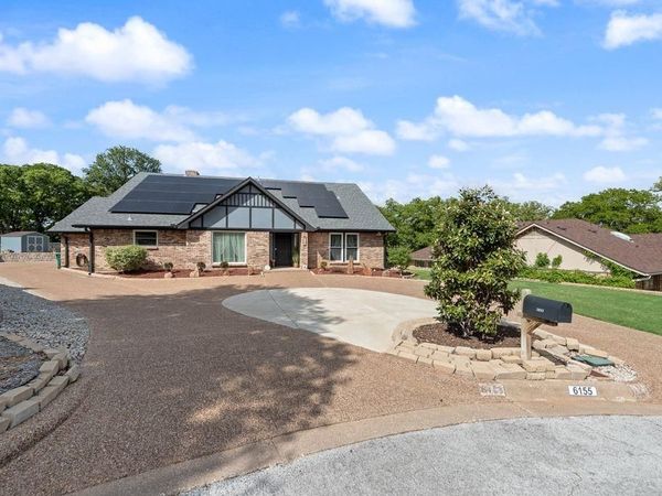 6155 Highwoods Court, Fort Worth, TX 76112