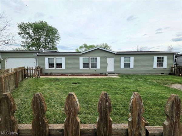 44 Scarce Fat Road, Mineral Wells, WV 26150