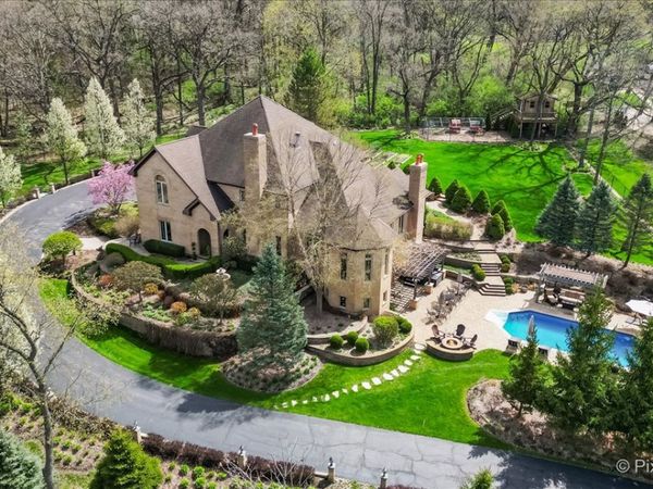 10018 Haegers Bend Road, Barrington Hills, IL 60102