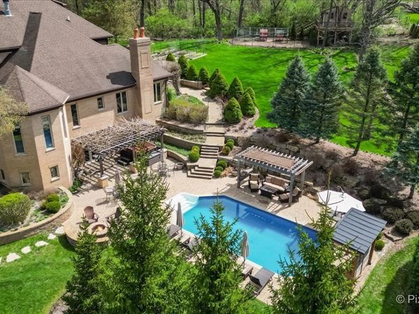 10018 Haegers Bend Road, Barrington Hills, IL 60102